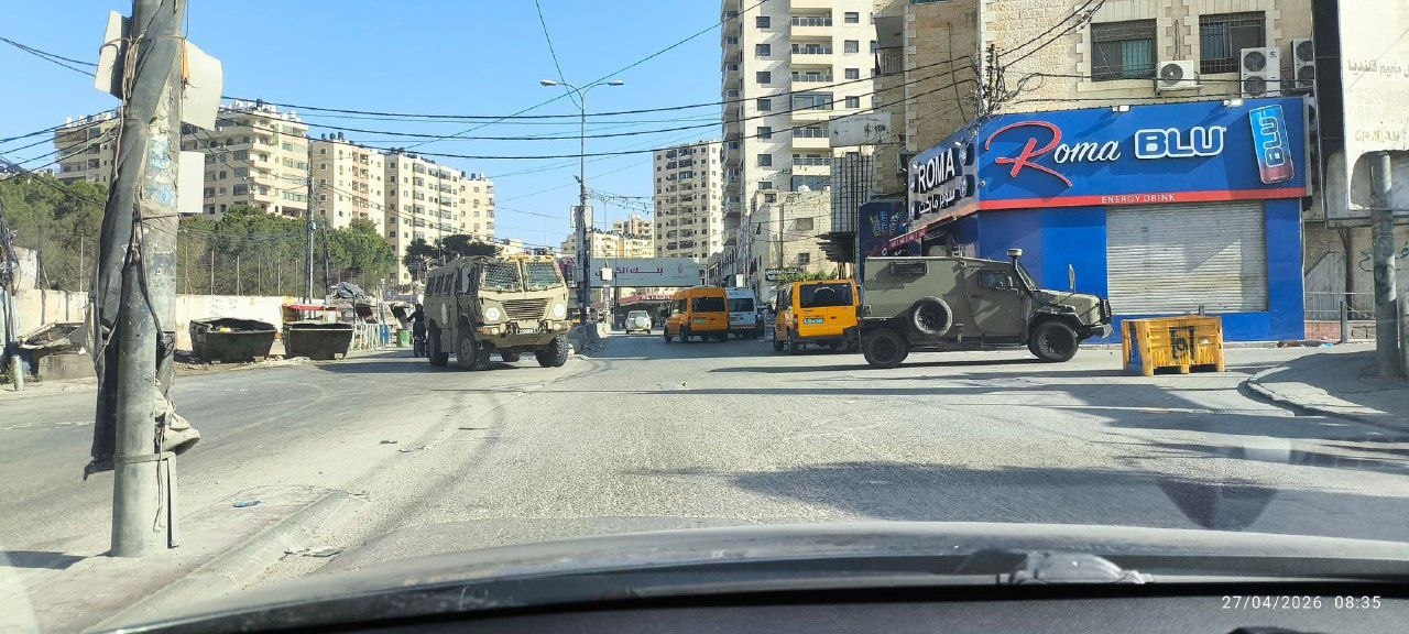 قوات كبيرة من جيش الاحتلال تقتحم مخيم قلنديا وتحول منازل المواطنين لمراكز توقيف وتحقيق